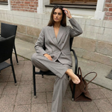 Oversized Blazer and Wide Leg Pants Elegant Suit Outfit