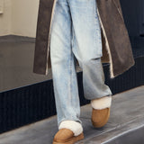 Plush Fleece Lined Slip-On Slippers for Cosy Indoor Comfort