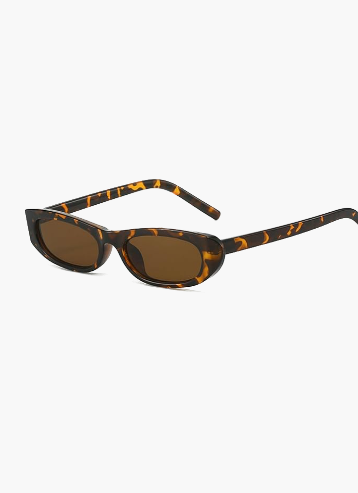 Slim Oval Frame Sunglasses with Vintage Appeal