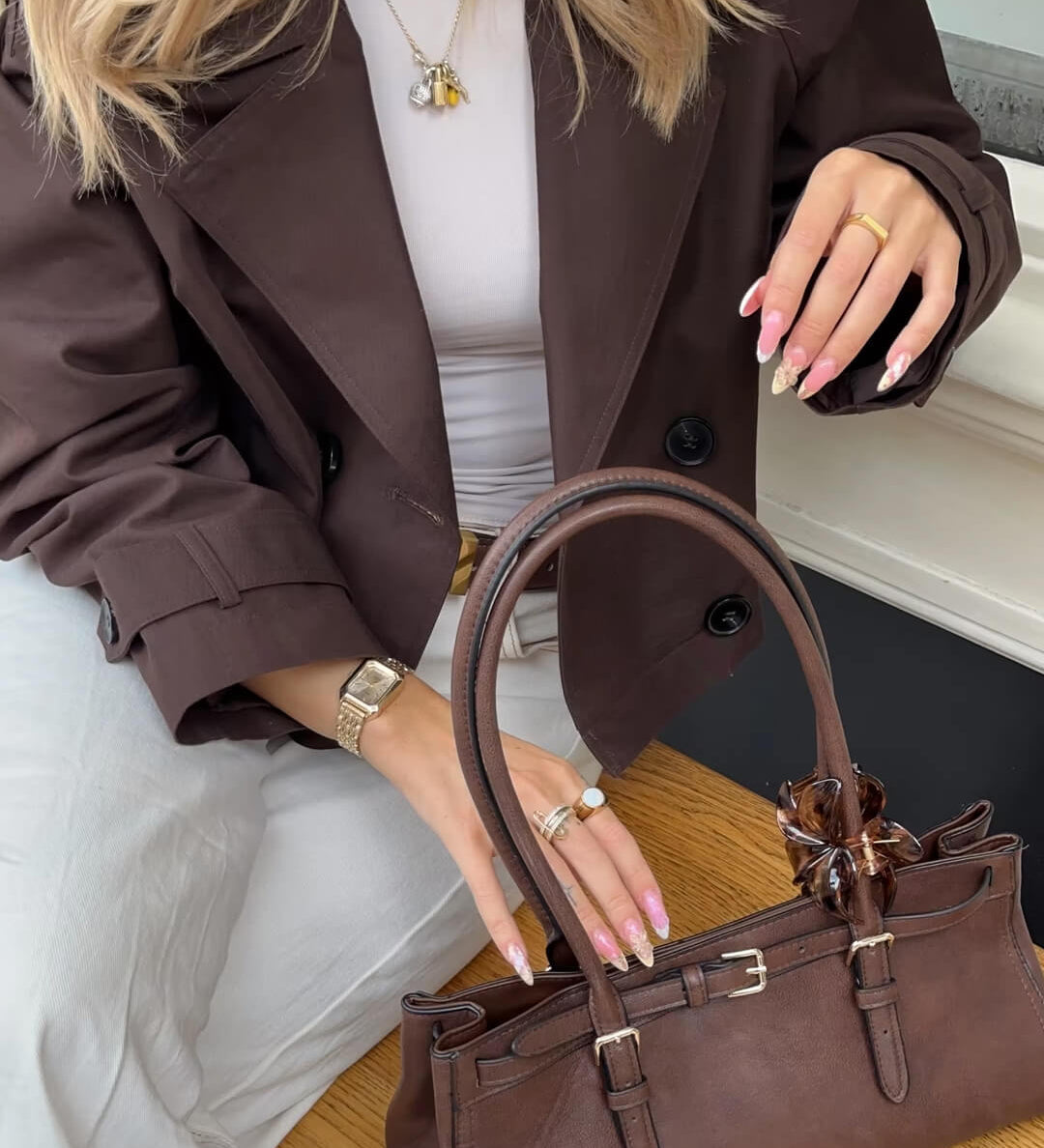 Cropped Double-Breasted Trench Coat with Contrast Buttons